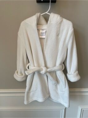 GAP Plush Hooded Robe in White